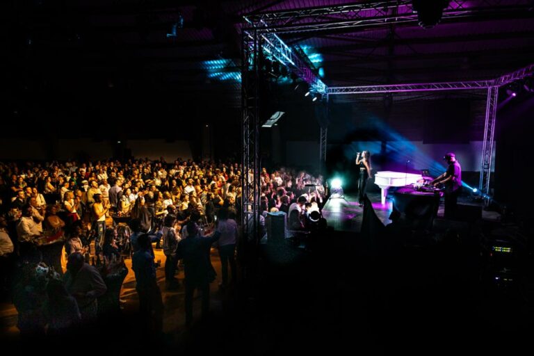 Concert salle spectacle - Domaine Hasta Luego Nîmes