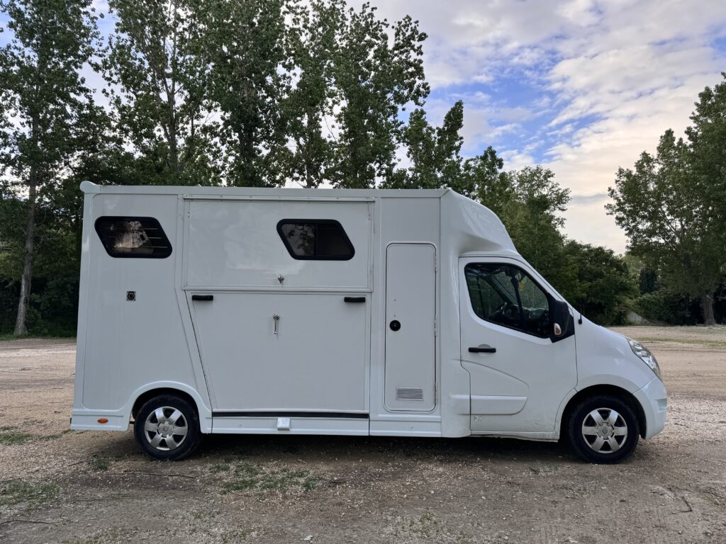 Camion VL en location - Domaine Hasta Luego